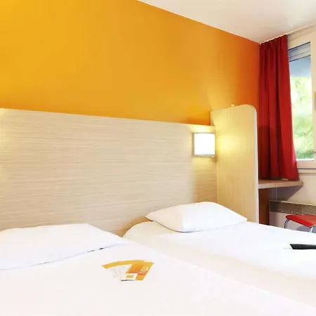 Hotel Premiere Classe Besancon Ecole Valentin